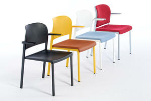 Der Passau mit Armlehne ist bei verschiedenen Modellen verfügbar